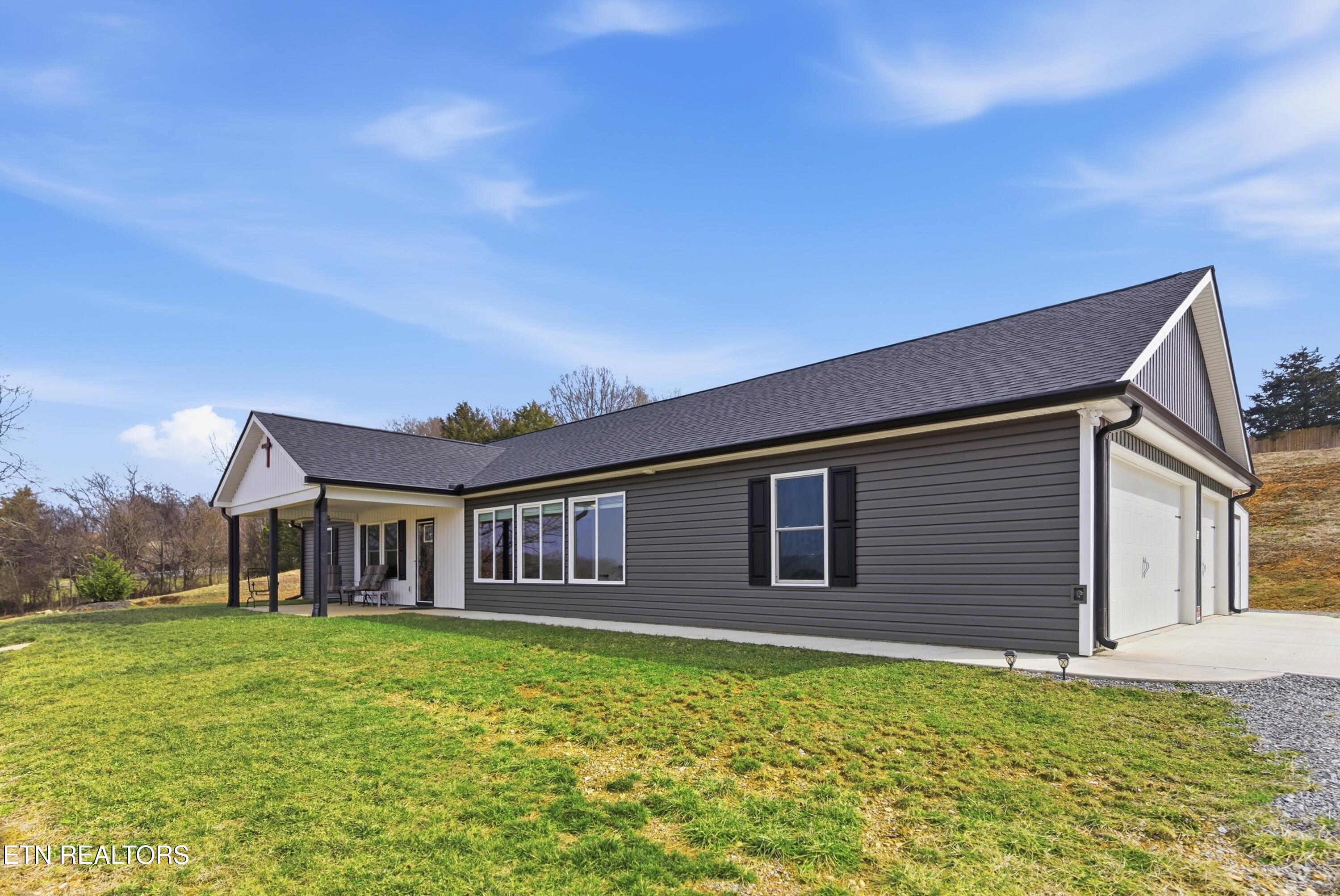 6911 Fairview Rd