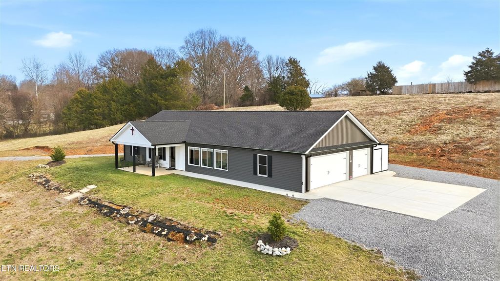 Photo of 6911 Fairview Rd, Corryton, TN 37721 (MLS # 1336220)