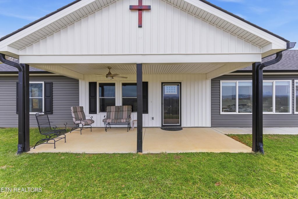 Photo of 6911 Fairview Rd, Corryton, TN 37721 (MLS # 1336220)