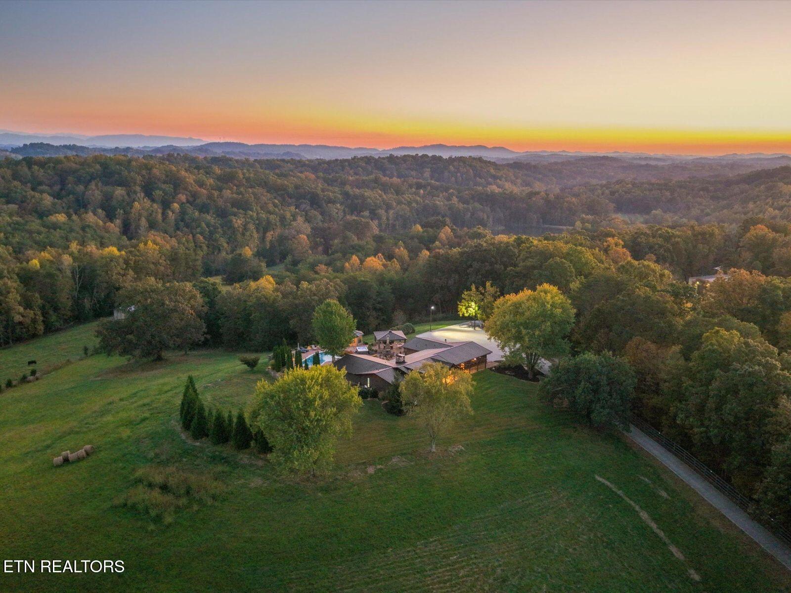 1001 Smith School Rd