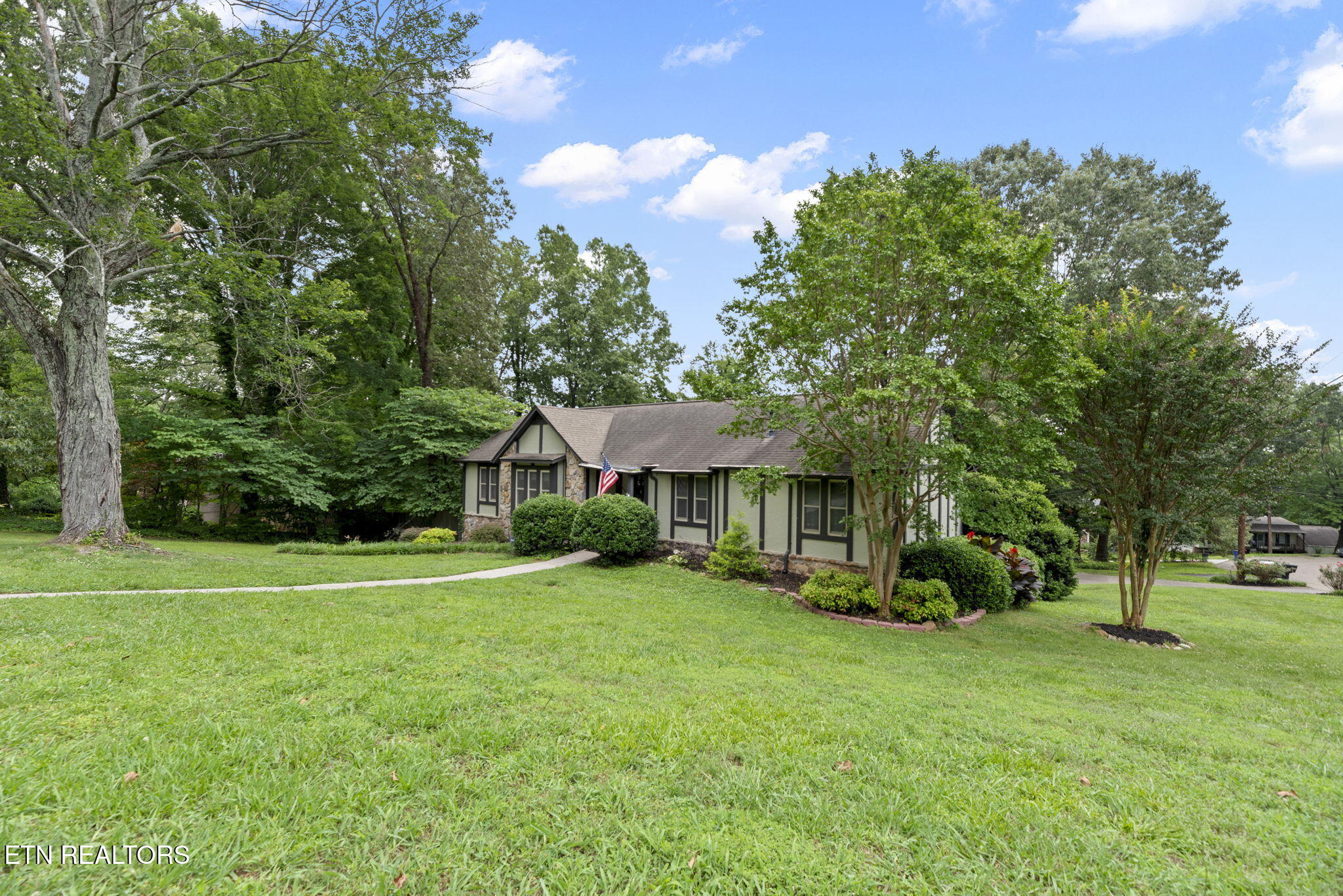 1536 Blackwood Drive