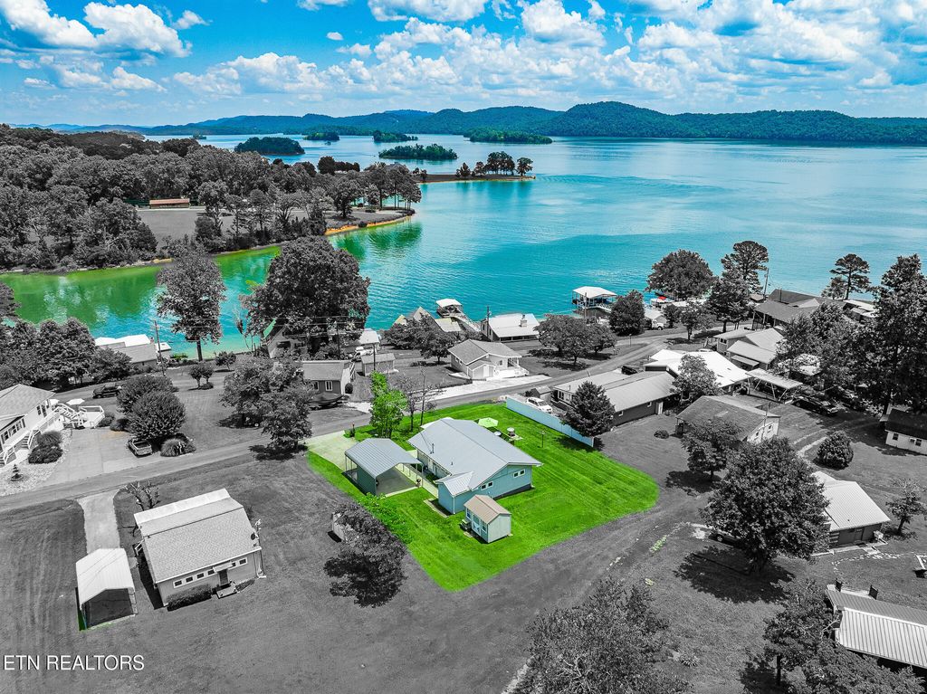 Photo of 1595 Wa Ni Village Rd, Rutledge, TN 37861 (MLS # 1307206)