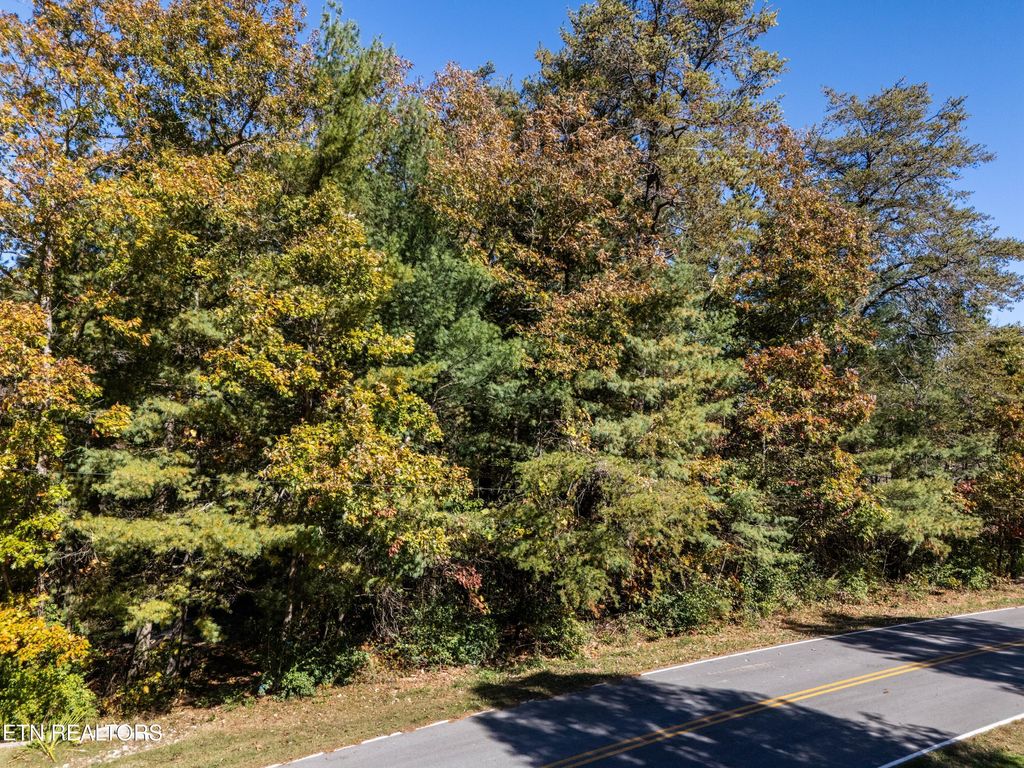 Photo of E Deer Creek Drive, Crossville, TN 38571 (MLS # 1320247)