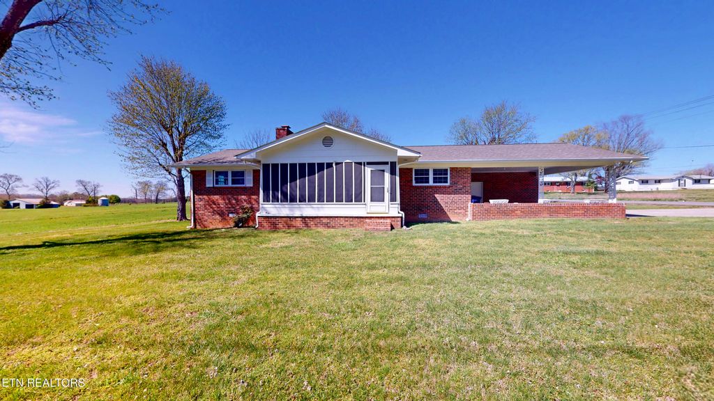 Photo of 1102 S Tellico St S. St, Madisonville, TN 37354 (MLS # 1334253)