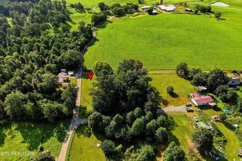 Tiny photo for 2 County Road 882, Etowah, TN 37331 (MLS # 1355731)