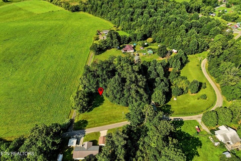 Tiny photo for 2 County Road 882, Etowah, TN 37331 (MLS # 1355731)