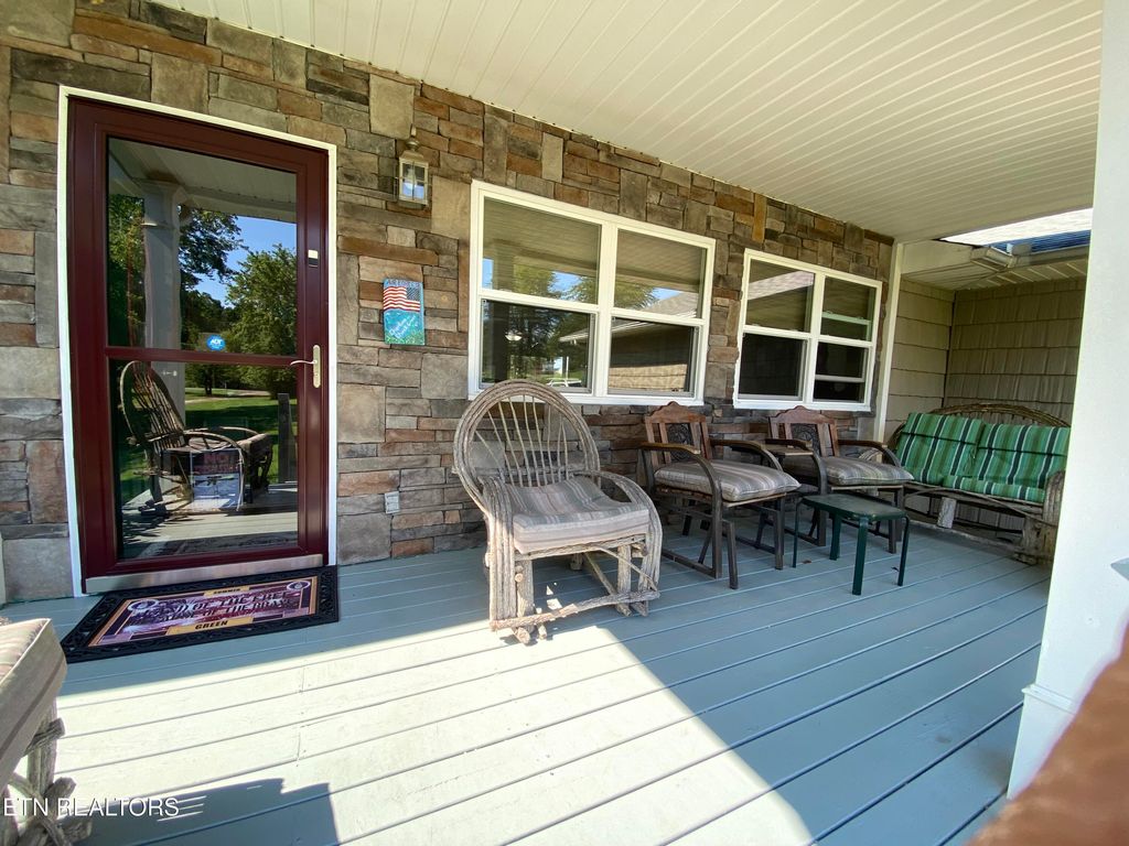 Photo of 886 Pin Hook Rd, Spring City, TN 37381 (MLS # 1312117)