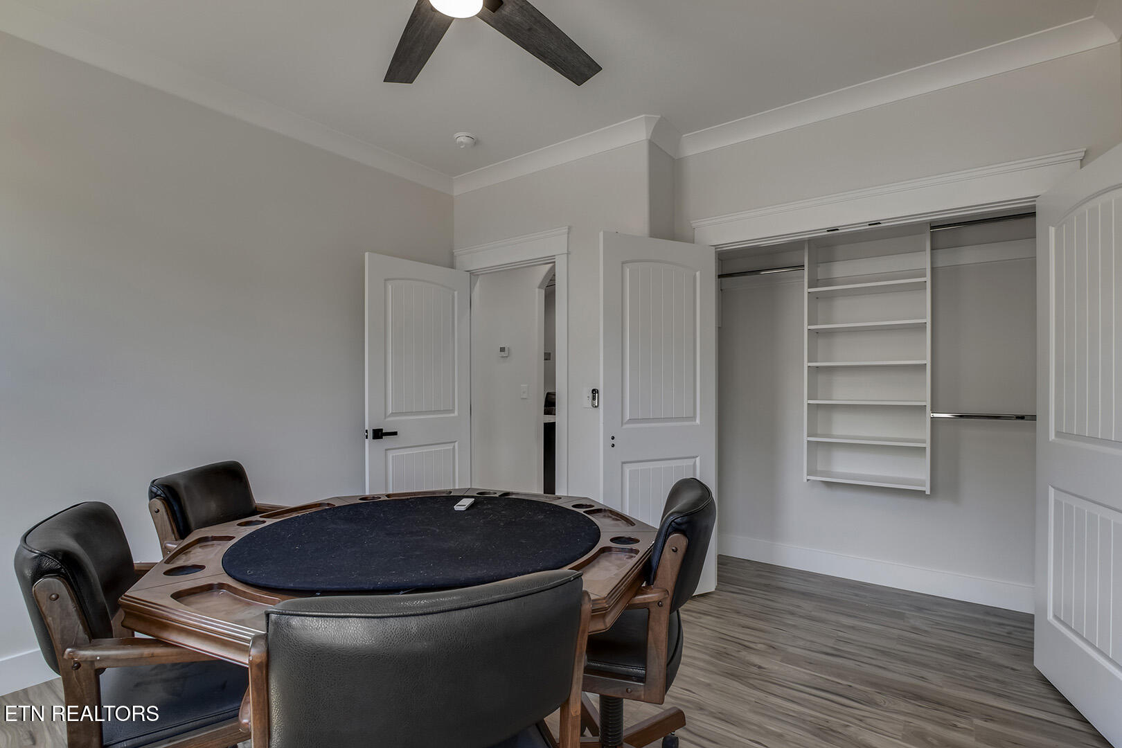 Loudon, Tennessee 37774, United States, 3 Bedrooms Bedrooms, ,2 BathroomsBathrooms,Residential,Active,219005