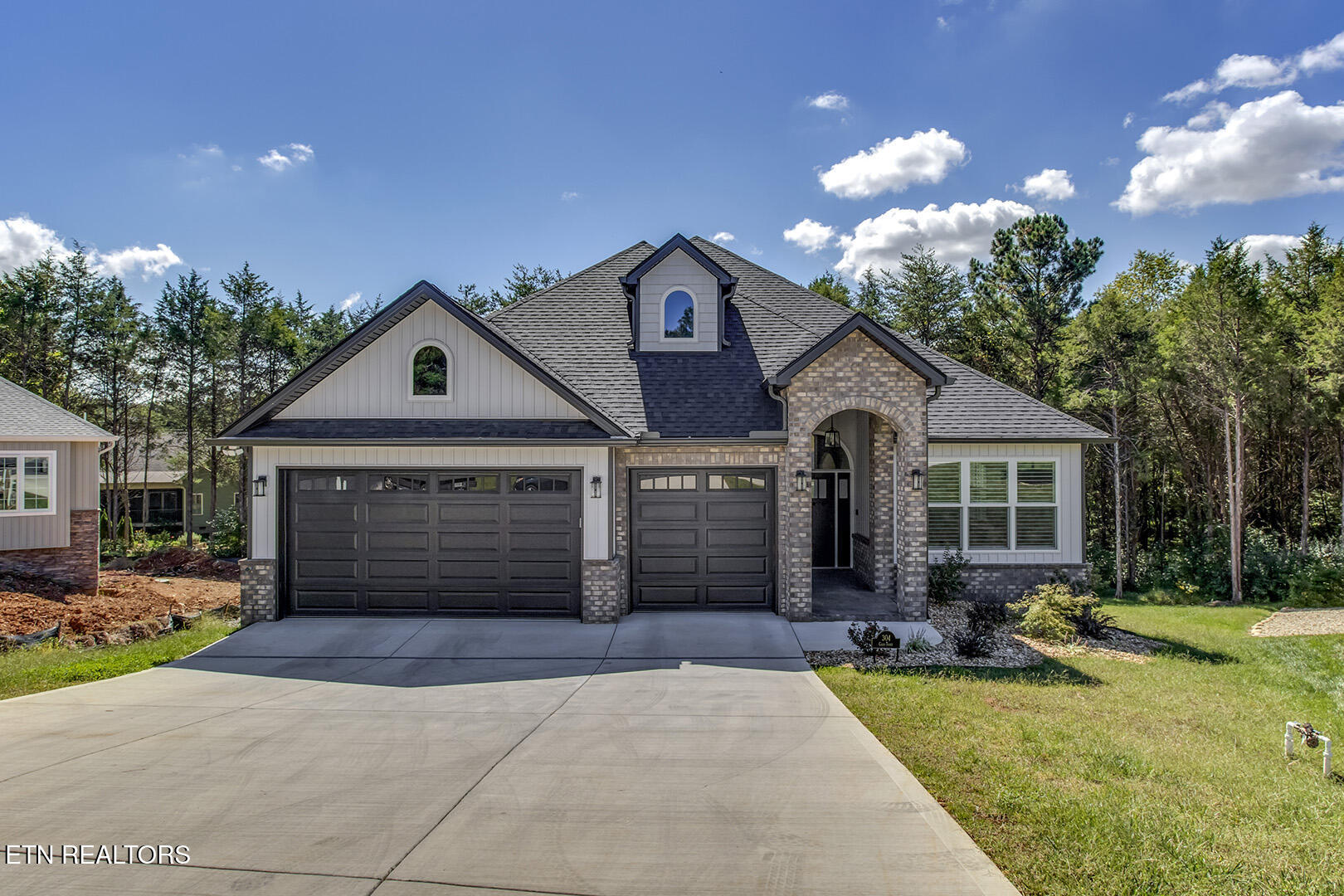 304 Gado Trace