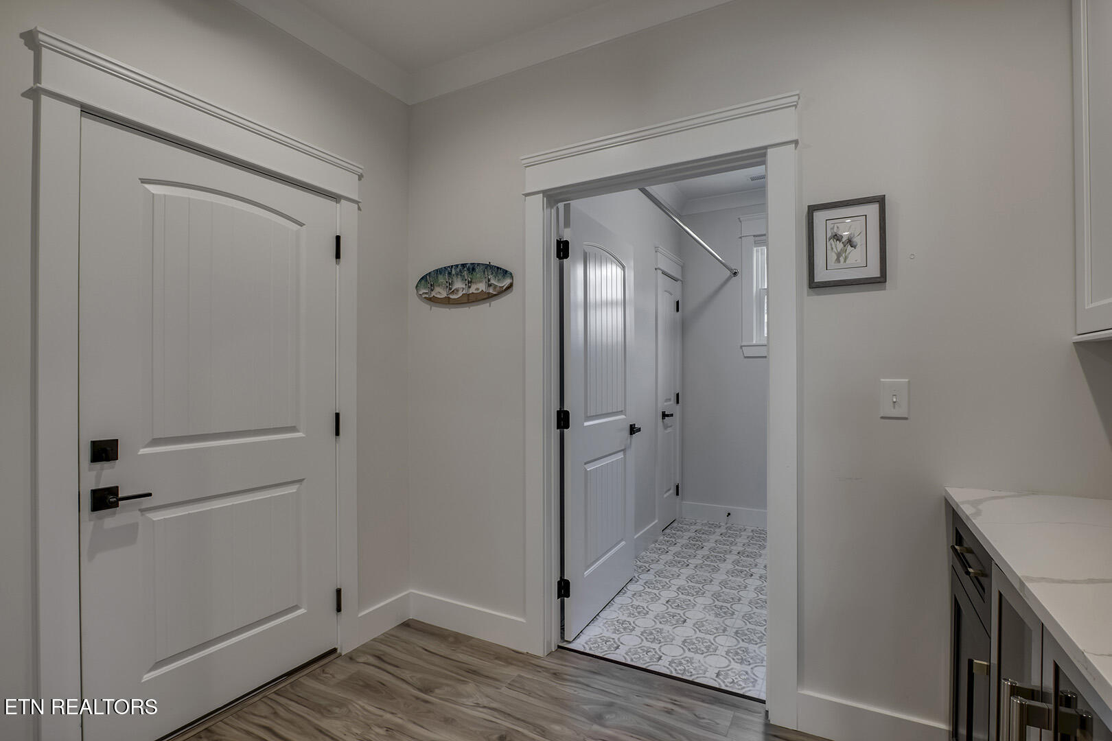 Loudon, Tennessee 37774, United States, 3 Bedrooms Bedrooms, ,2 BathroomsBathrooms,Residential,Active,219005