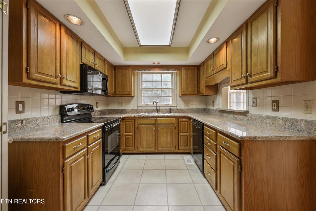 Photo of 882 Hansmore Place, Knoxville, TN 37919 (MLS # 1348270)