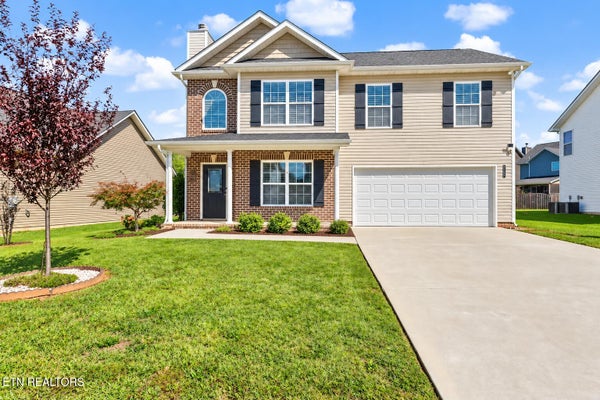 1526 INDIGO DR, MARYVILLE, TN 37803 - Image cdf2c007ab3db7c9e58bc863c9361fe1/3979156056