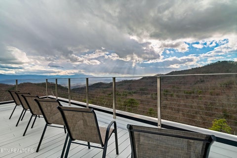 Tiny photo for 713 John Sevier Drive, Sevierville, TN 37876 (MLS # 1357269)