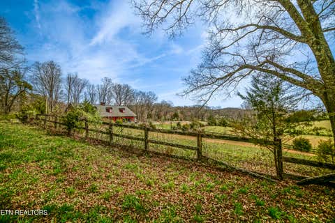 Tiny photo for 243 Black Oak Rd, Clinton, TN 37716 (MLS # 1332537)