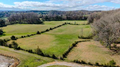 Tiny photo for 243 Black Oak Rd, Clinton, TN 37716 (MLS # 1332537)