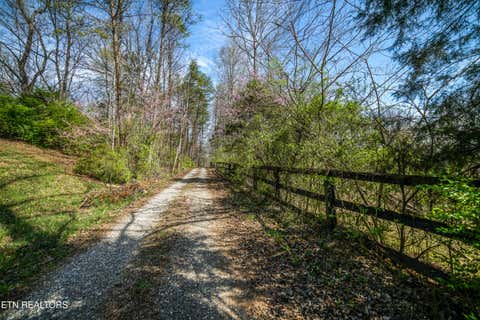 Tiny photo for 243 Black Oak Rd, Clinton, TN 37716 (MLS # 1332537)