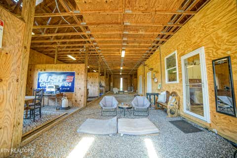 Tiny photo for 243 Black Oak Rd, Clinton, TN 37716 (MLS # 1332537)