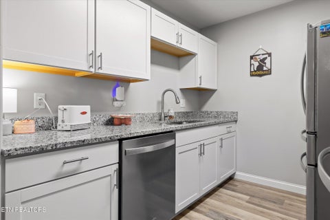 Tiny photo for 900 Mountain Creek Rd # 300, Chattanooga, TN 37405 (MLS # 1357138)