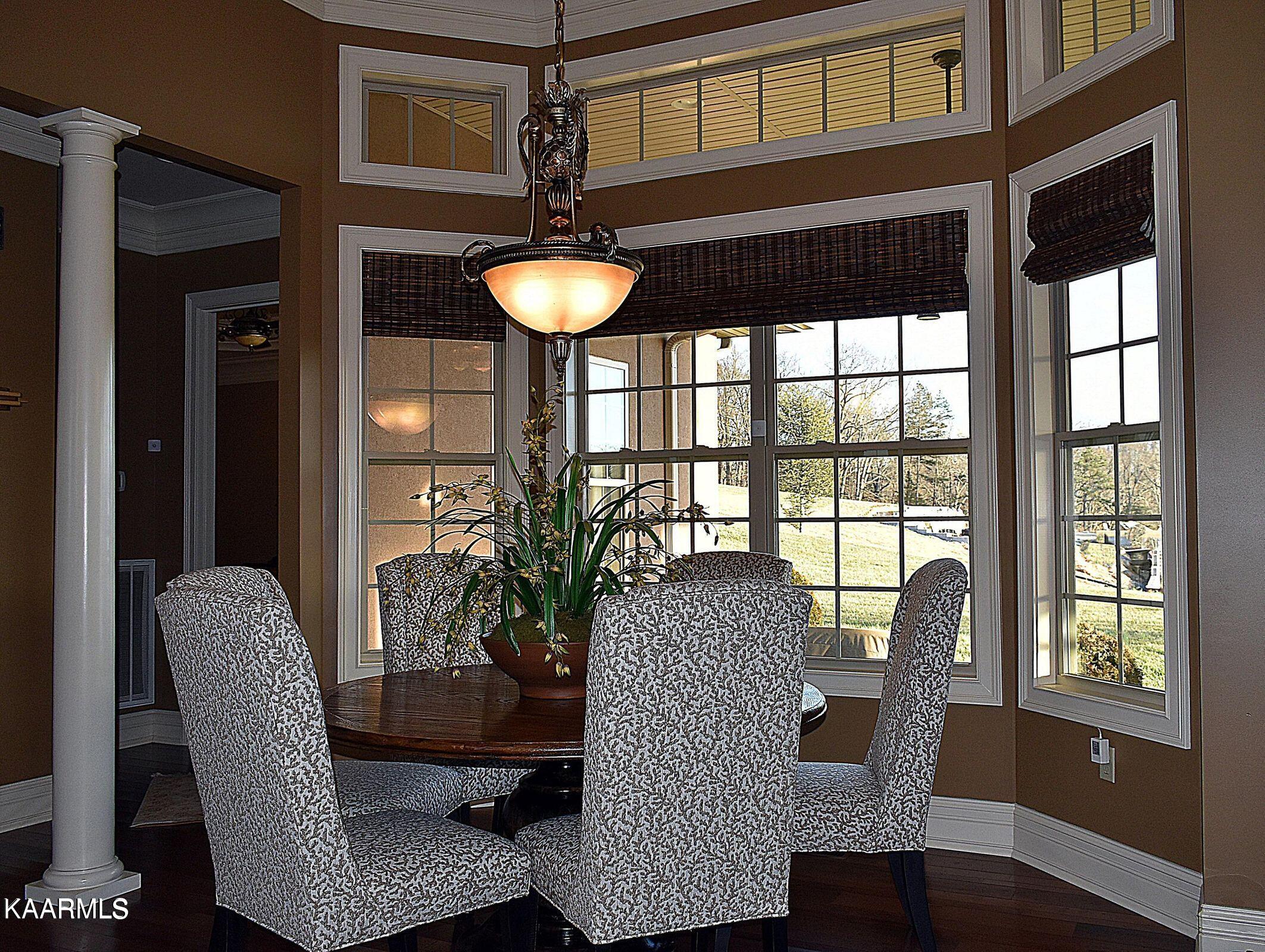 Photo 19 of 34 of 286 Deevel Blvd house
