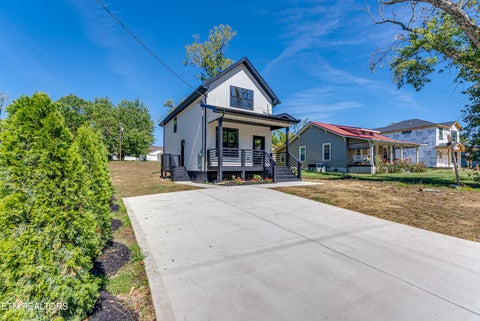 Tiny photo for 405 Forestal Drive, Knoxville, TN 37918 (MLS # 1357366)