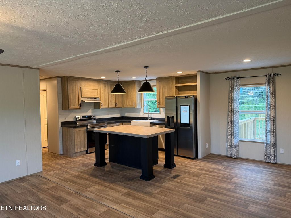 Photo of 285 County Road 784A, Etowah, TN 37331 (MLS # 1341336)