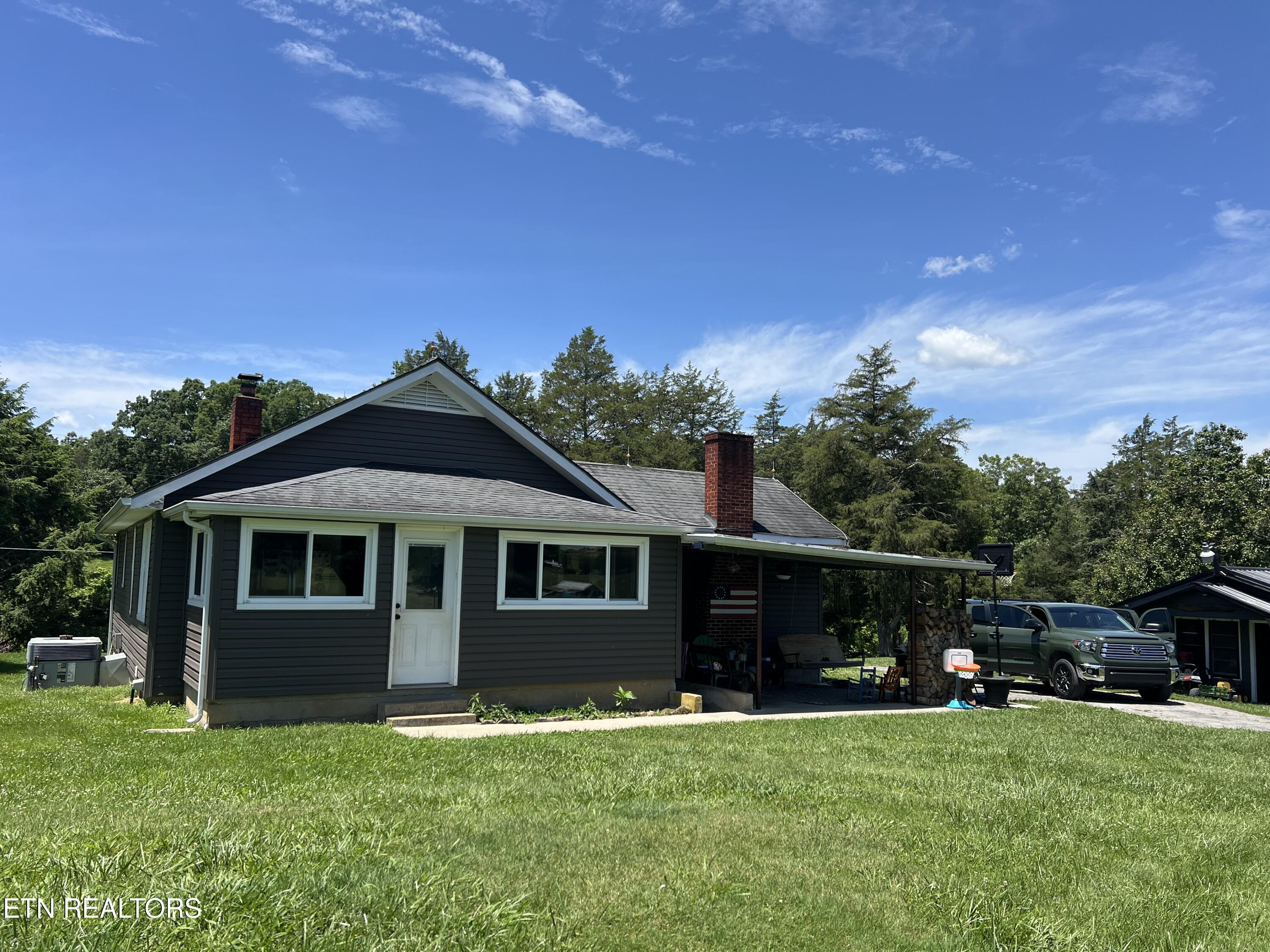 1623 Straight Branch Rd