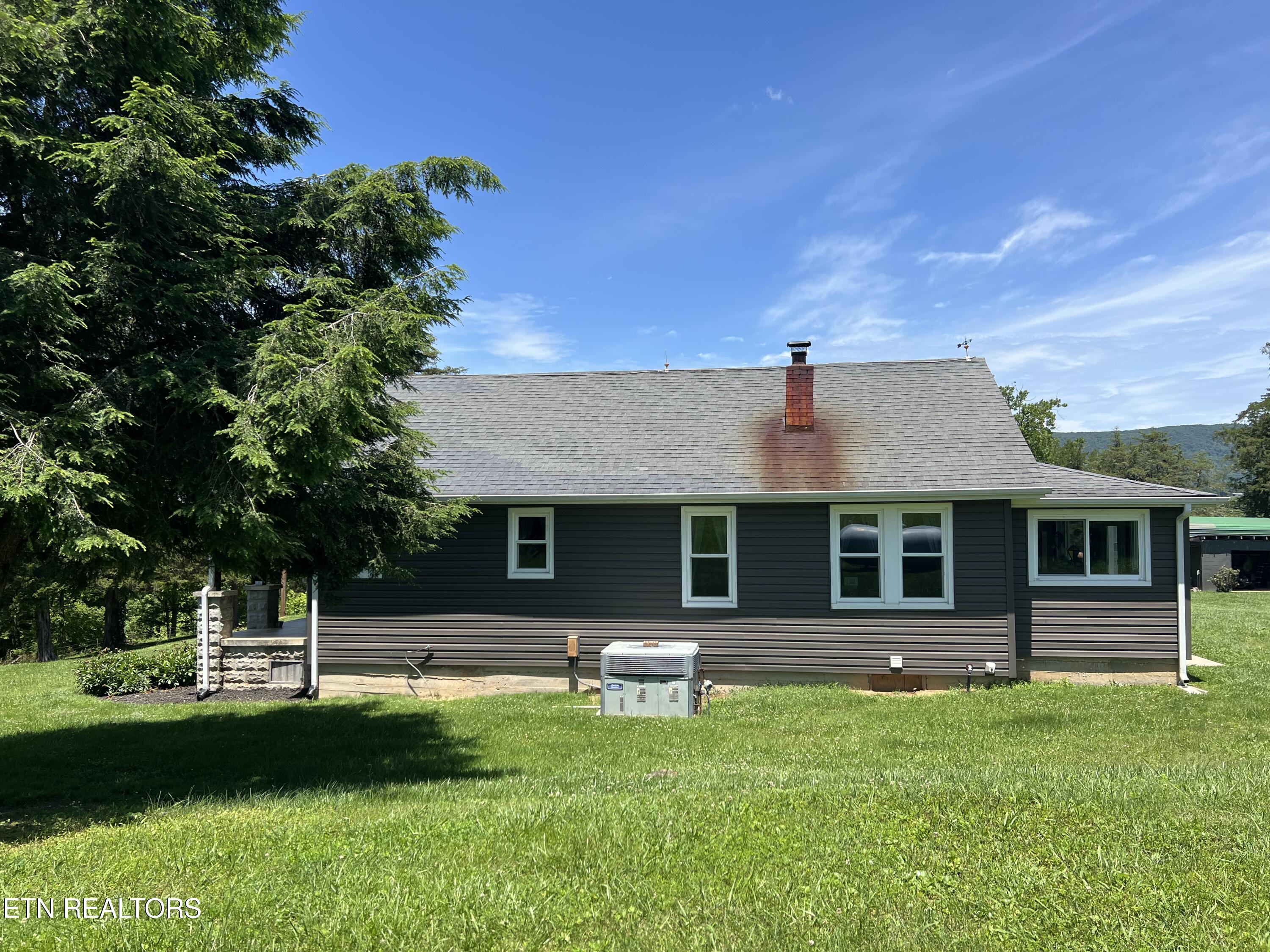 1623 Straight Branch Rd