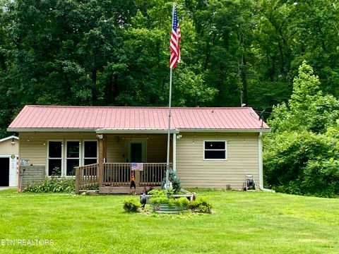 Single Family Residence in Lenoir City TN 207 Blackburn Lane.jpg