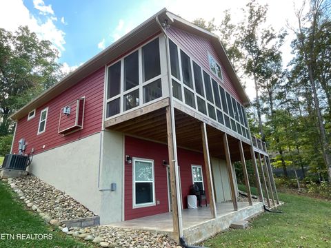 Photo of 140 Rindler Ridge Rd, Byrdstown, TN 38549 (MLS # 1317823)
