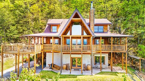 4015 Ravens Den Way Sevierville TN 37862