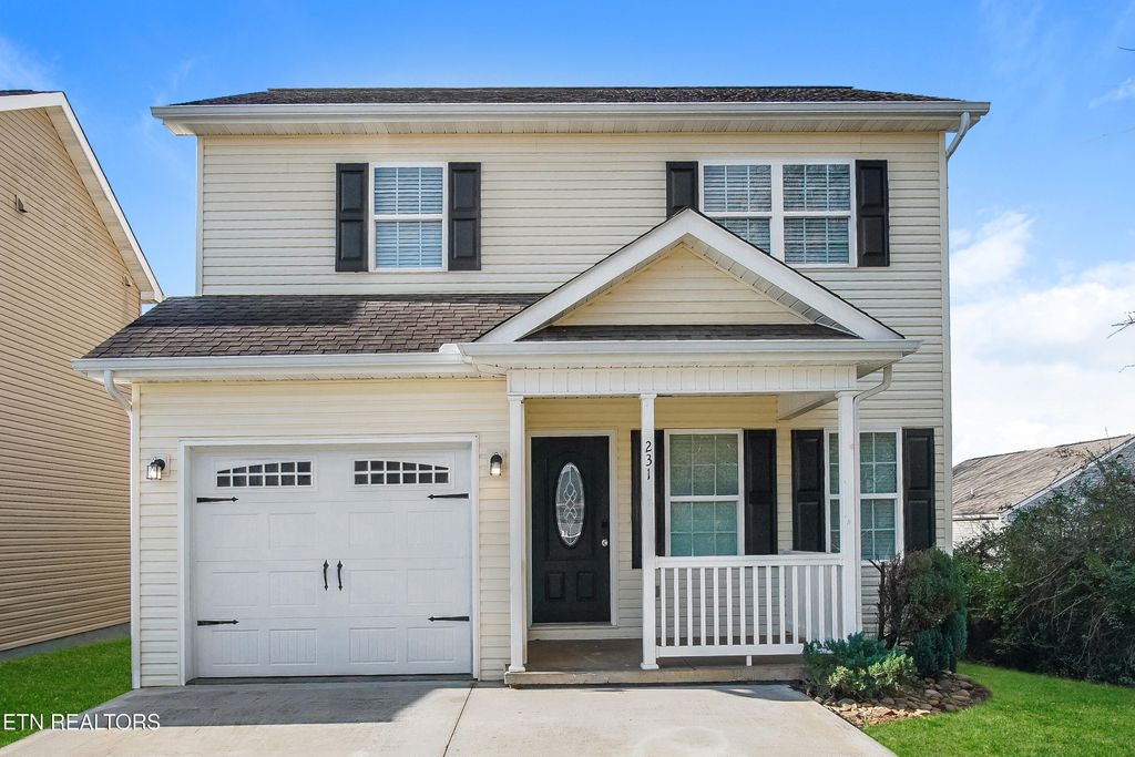 Photo of 231 Heritage Crossing Drive, Maryville, TN 37804 (MLS # 1324499)