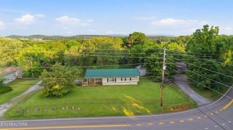 Tiny photo for 11462 Snyder Rd, Knoxville, TN 37932 (MLS # 1347361)