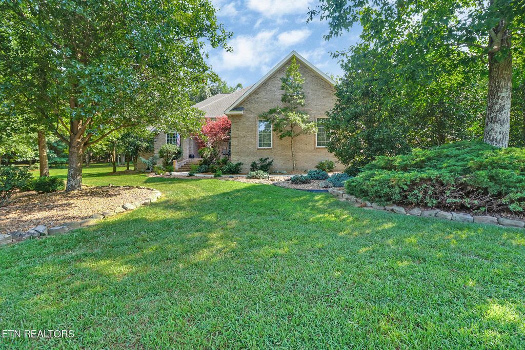 Photo of 15 Pamala Lane, Crossville, TN 38558 (MLS # 1342821)