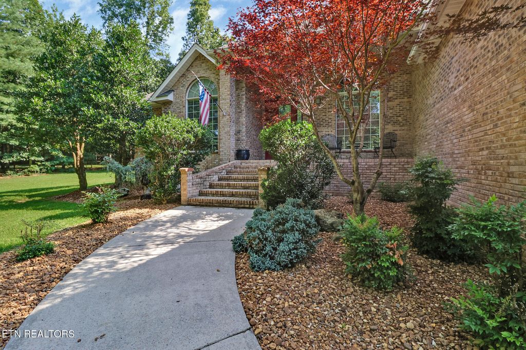 Photo of 15 Pamala Lane, Crossville, TN 38558 (MLS # 1342821)
