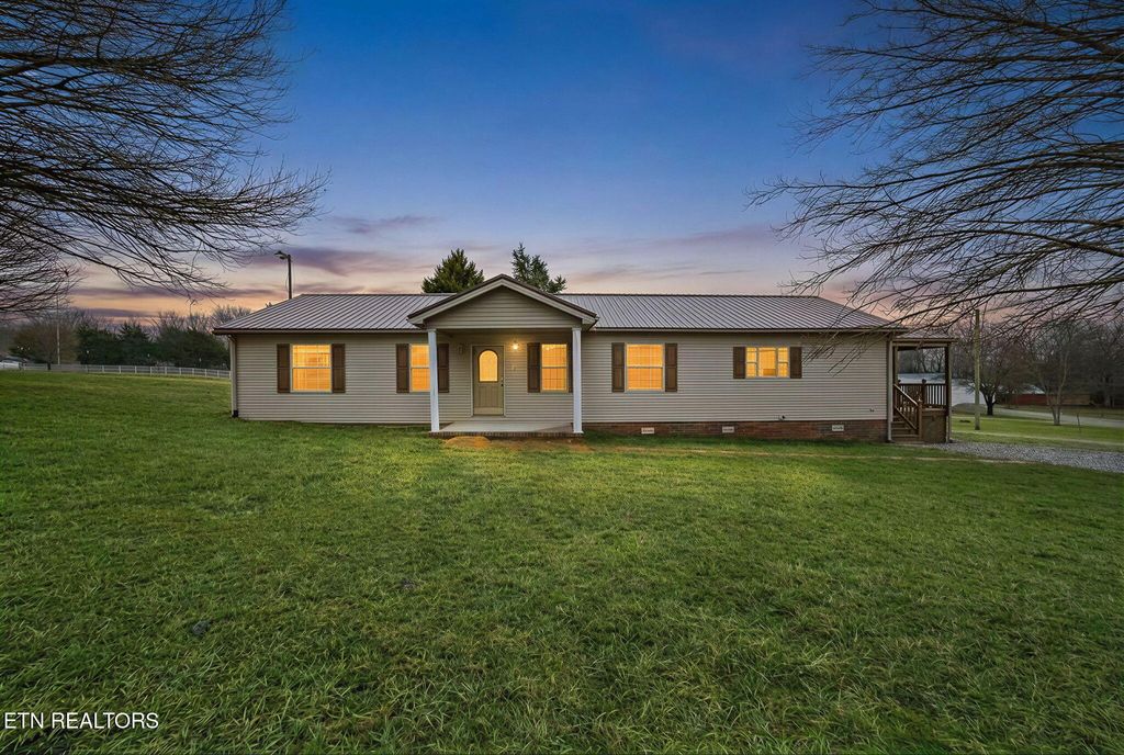 Photo of 3105 Dalton Lane, Cookeville, TN 38501 (MLS # 1330000)