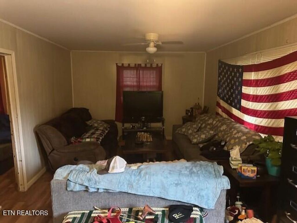 Photo of 1316 SW Maple Lane Lane, Knoxville, TN 37920 (MLS # 1321320)