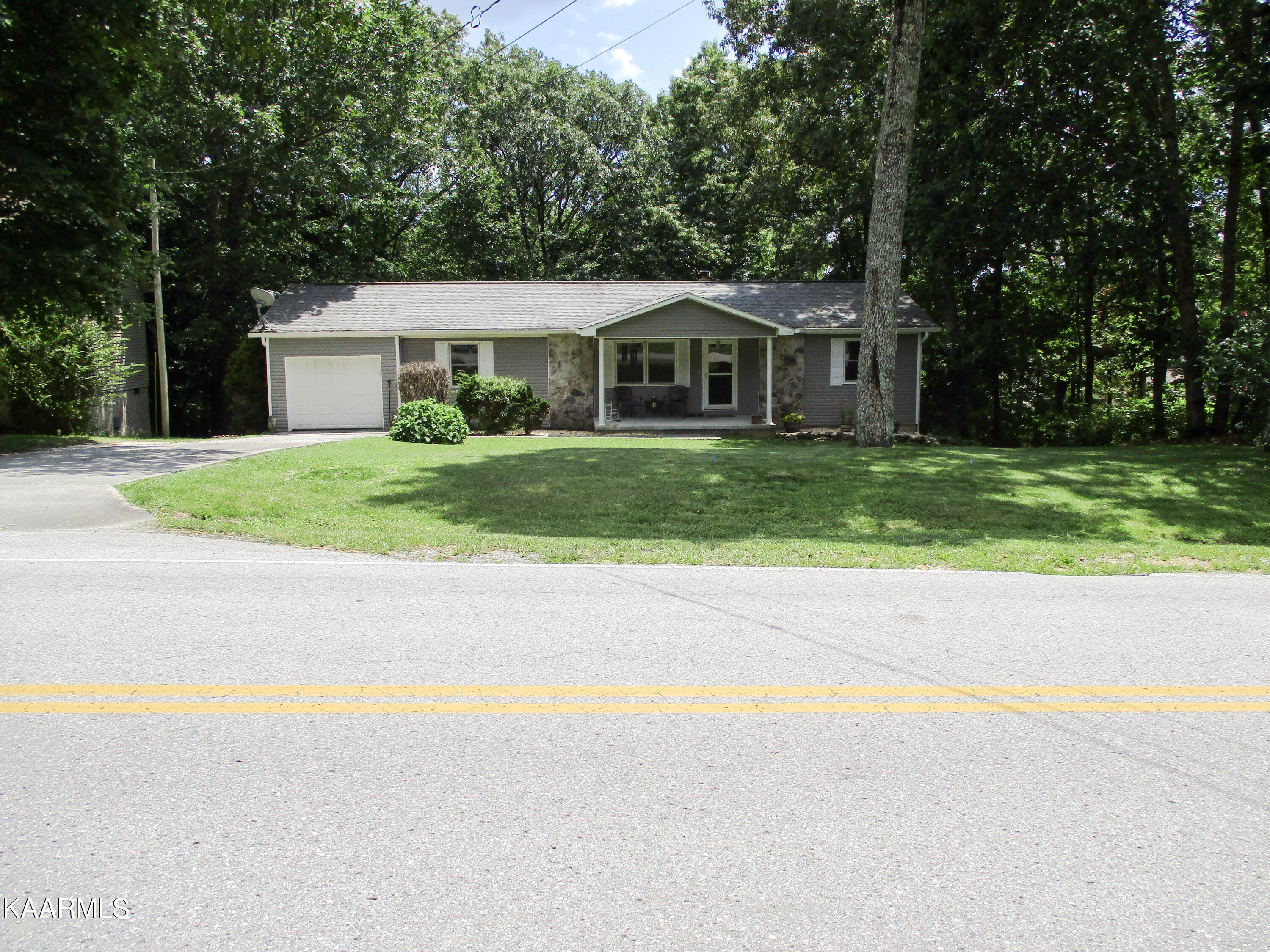 View Crossville, TN 38558 house