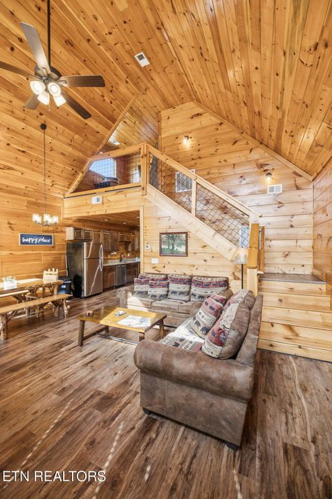 Tiny photo for 3871 Holders Grove Rd, Cosby, TN 37722 (MLS # 1325357)