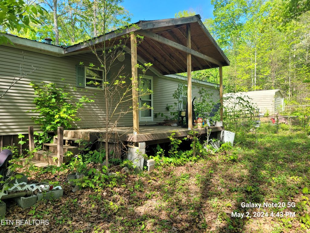 Photo of 480 Shaw Hollow Rd, New Tazewell, TN 37825 (MLS # 1261368)