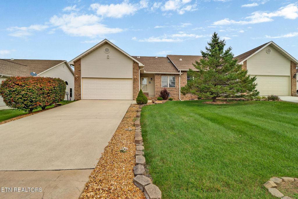 Photo of 162 Woodgate Drive, Crossville, TN 38571 (MLS # 1314683)