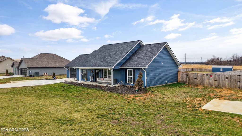 Photo of 5823 Old Niles Ferry Pike, Maryville, TN 37801 (MLS # 1330696)