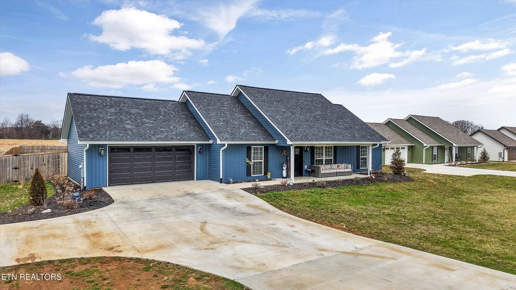 Photo of 5823 Old Niles Ferry Pike, Maryville, TN 37801 (MLS # 1330696)