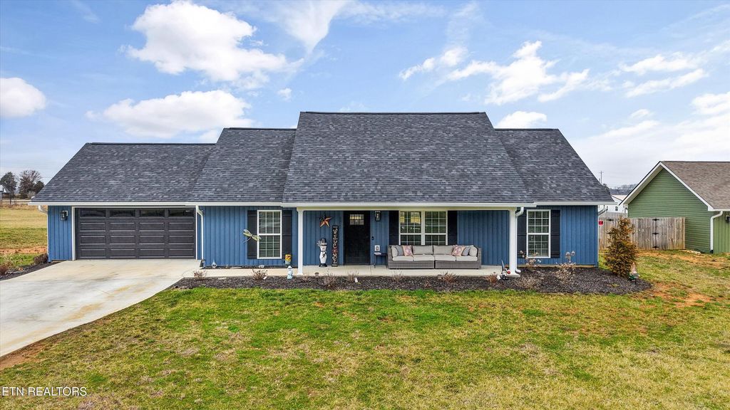 Photo of 5823 Old Niles Ferry Pike, Maryville, TN 37801 (MLS # 1330696)