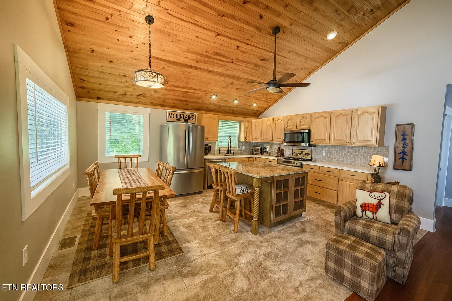 1463 Red Cedar Lane