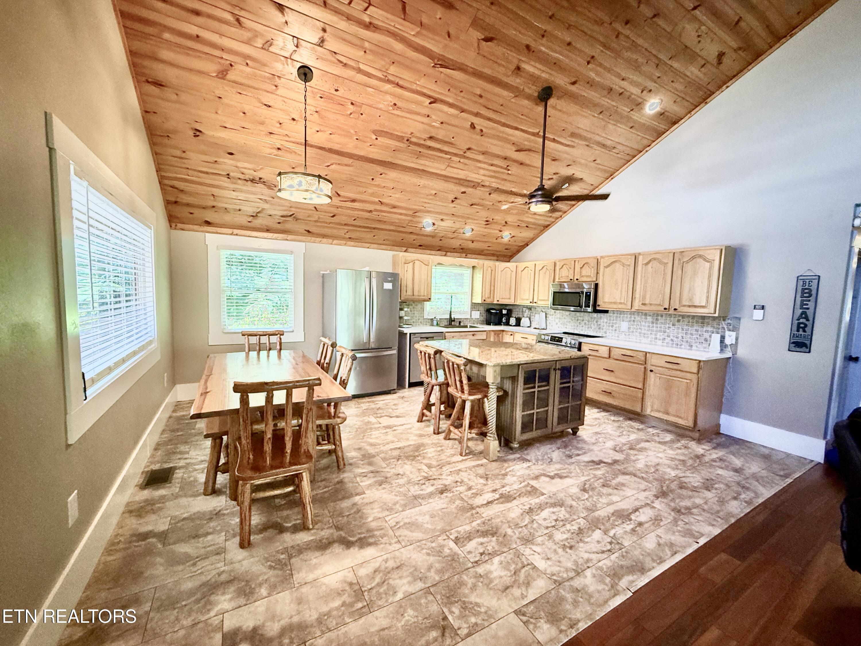 1463 Red Cedar Lane