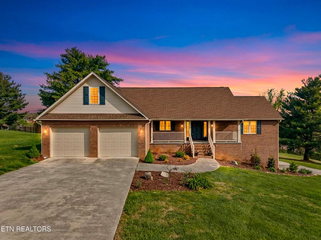 Photo of 322 Battlefield Drive, Dandridge, TN 37725 (MLS # 1336572)