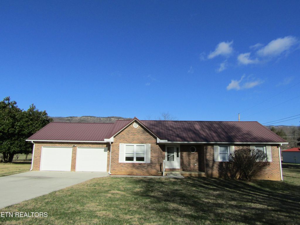 Photo of 129 Farris Circle, LaFollette, TN 37766 (MLS # 1327187)