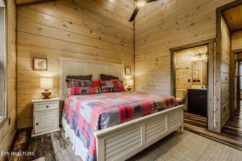 Tiny photo for 704 Topside Rd, Gatlinburg, TN 37738 (MLS # 1340974)