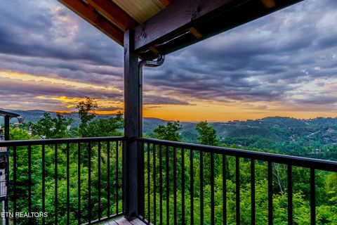 Tiny photo for 704 Topside Rd, Gatlinburg, TN 37738 (MLS # 1340974)