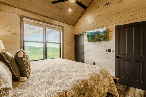 Tiny photo for 704 Topside Rd, Gatlinburg, TN 37738 (MLS # 1340974)